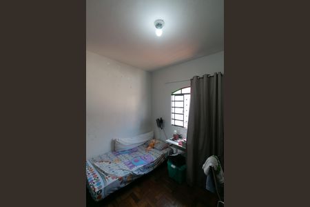 Casa à venda com 80m², 4 quartos e 8 vagas Casa à venda com 80m², 4 quartos e 8 vagasQuarto 3