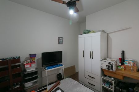 Casa à venda com 80m², 4 quartos e 8 vagas Casa à venda com 80m², 4 quartos e 8 vagasQuarto 1