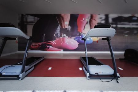 Apartamento à venda com 55m², 3 quartos e 1 vaga Apartamento à venda com 55m², 3 quartos e 1 vagaÁrea comum - Academia