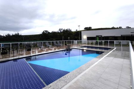 Apartamento à venda com 55m², 3 quartos e 1 vaga Apartamento à venda com 55m², 3 quartos e 1 vagaÁrea comum - Piscina