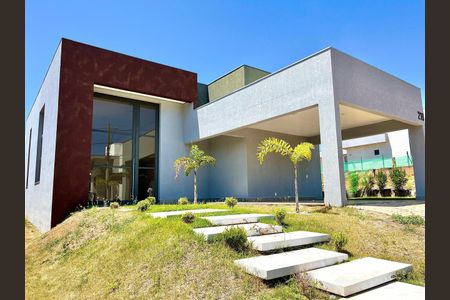 Casa à venda com 525m², 4 quartos e 3 vagas