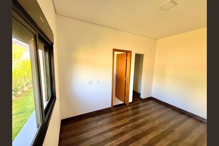 Casa à venda com 525m², 4 quartos e 3 vagas
