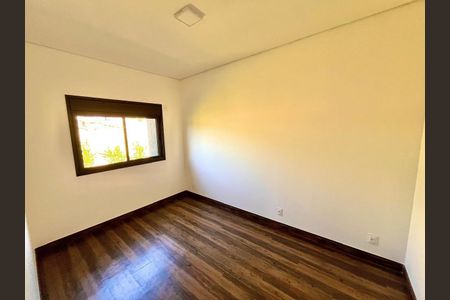 Casa à venda com 525m², 4 quartos e 3 vagas