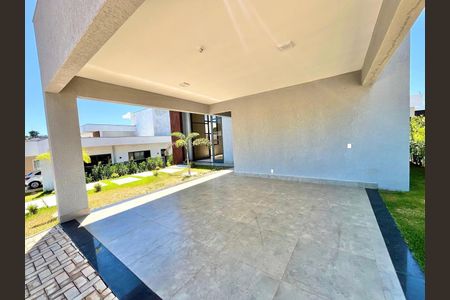 Casa à venda com 525m², 4 quartos e 3 vagas