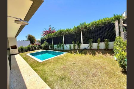 Casa à venda com 525m², 4 quartos e 3 vagas