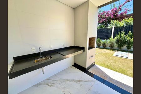 Casa à venda com 525m², 4 quartos e 3 vagas