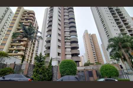 Apartamento à venda com 260m², 6 quartos e 4 vagas Apartamento à venda com 260m², 6 quartos e 4 vagasFachada