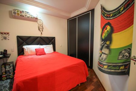 Apartamento à venda com 260m², 6 quartos e 4 vagas Apartamento à venda com 260m², 6 quartos e 4 vagasQuarto 2