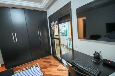 Apartamento à venda com 260m², 6 quartos e 4 vagas Apartamento à venda com 260m², 6 quartos e 4 vagasQuarto 1