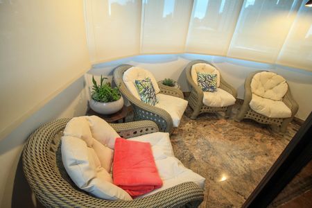 Apartamento à venda com 260m², 6 quartos e 4 vagas Apartamento à venda com 260m², 6 quartos e 4 vagasSala