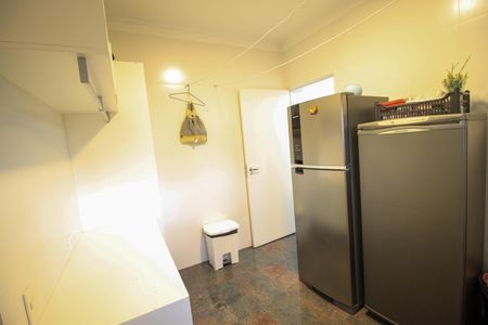 Apartamento à venda com 260m², 6 quartos e 4 vagas Apartamento à venda com 260m², 6 quartos e 4 vagasÁrea de Serviço