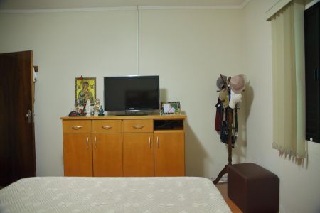 Casa à venda com 191m², 3 quartos e 3 vagasSuíte