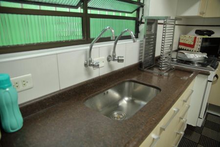 Casa à venda com 191m², 3 quartos e 3 vagasCozinha