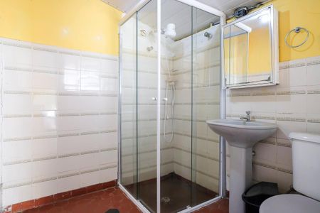 Casa à venda com 200m², 3 quartos e 5 vagasCasa 2, banheiro