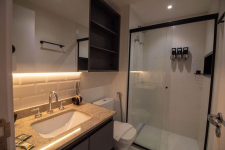 Studio à venda com 25m², 1 quarto e sem vaga Studio à venda com 25m², 1 quarto e sem vagaBanheiro