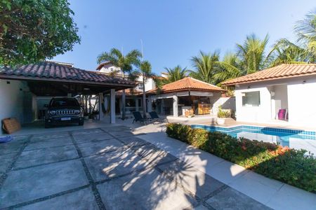 Casa à venda com 240m², 3 quartos e 4 vagasÁrea externa