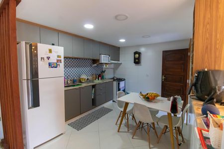 Casa à venda com 240m², 3 quartos e 4 vagasCozinha