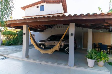 Casa à venda com 240m², 3 quartos e 4 vagasGaragem