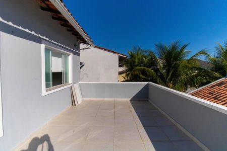 Casa à venda com 240m², 3 quartos e 4 vagasVaranda da Sala 2