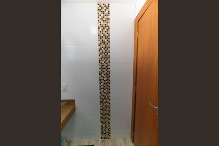 Casa à venda com 240m², 3 quartos e 4 vagasBanheiro da Suíte 2