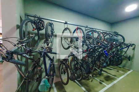 Apartamento à venda com 66m², 3 quartos e 1 vaga Apartamento à venda com 66m², 3 quartos e 1 vagaÁrea comum - Bicicletário