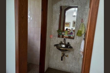 Casa à venda com 359m², 3 quartos e 6 vagas