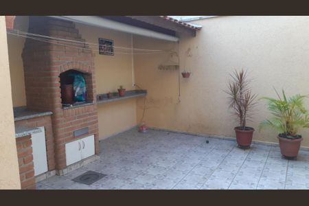 Casa à venda com 152m², 2 quartos e 4 vagas
