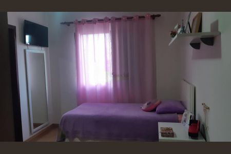 Casa à venda com 152m², 2 quartos e 4 vagas