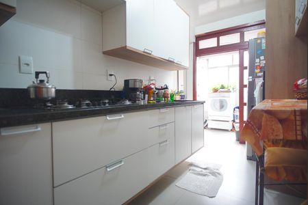 Apartamento à venda com 98m², 3 quartos e 1 vagaCozinha