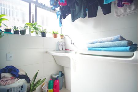 Apartamento à venda com 98m², 3 quartos e 1 vagaÁrea de Serviço