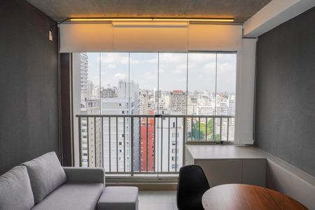 Studio à venda com 28m², 1 quarto e 1 vaga Studio à venda com 28m², 1 quarto e 1 vagaStudio