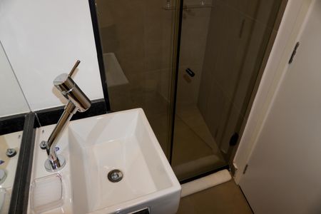 Studio à venda com 28m², 1 quarto e 1 vaga Studio à venda com 28m², 1 quarto e 1 vagaBanheiro