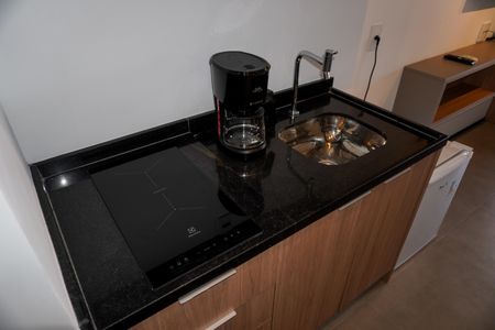 Studio à venda com 28m², 1 quarto e 1 vaga Studio à venda com 28m², 1 quarto e 1 vagaCozinha