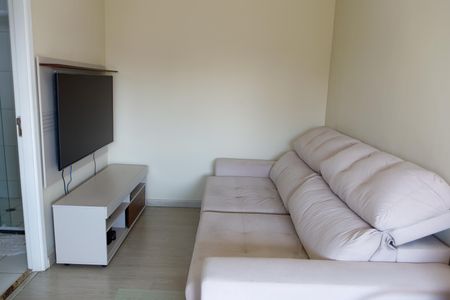 Apartamento à venda com 94m², 2 quartos e 1 vaga Apartamento à venda com 94m², 2 quartos e 1 vagaSala de TV