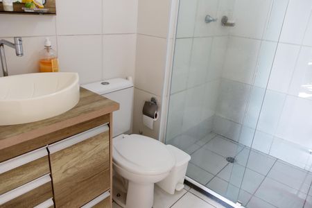 Apartamento à venda com 94m², 2 quartos e 1 vaga Apartamento à venda com 94m², 2 quartos e 1 vagaBanheiro