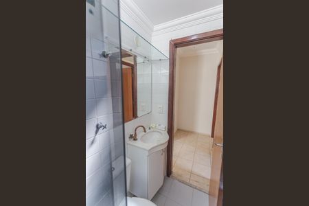 Apartamento à venda com 52m², 3 quartos e 1 vaga Apartamento à venda com 52m², 3 quartos e 1 vagaBanheiro Social