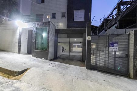 Apartamento à venda com 79m², 3 quartos e 2 vagas Apartamento à venda com 79m², 3 quartos e 2 vagasFachada + Placa