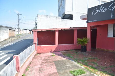 Casa à venda com 212m², 3 quartos e 2 vagasQuintal