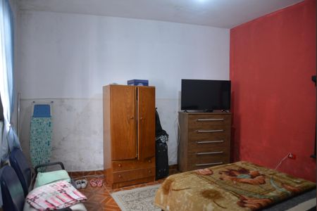 Casa à venda com 212m², 3 quartos e 2 vagasQuarto 3