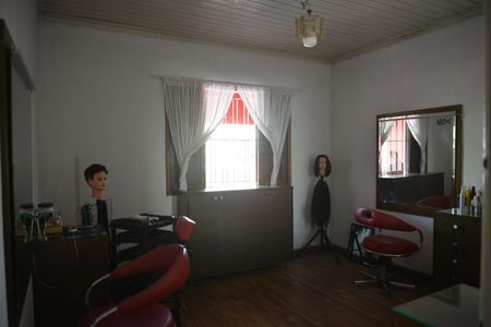 Casa à venda com 212m², 3 quartos e 2 vagasQuarto 1