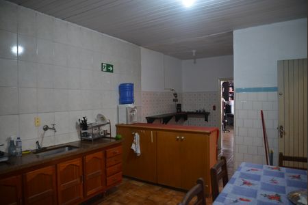 Casa à venda com 212m², 3 quartos e 2 vagasCozinha