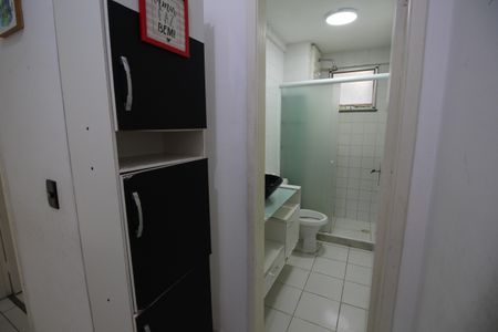Apartamento à venda com 62m², 2 quartos e 1 vagaBanheiro Social