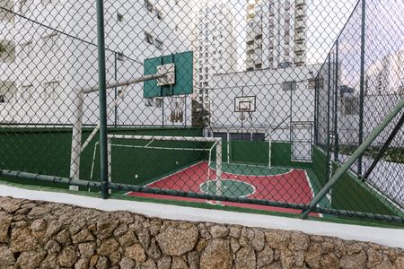 Apartamento à venda com 200m², 3 quartos e 3 vagas Apartamento à venda com 200m², 3 quartos e 3 vagasQuadra Esportiva