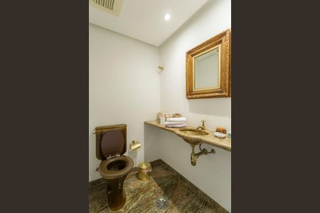 Apartamento à venda com 200m², 3 quartos e 3 vagas Apartamento à venda com 200m², 3 quartos e 3 vagasLavabo