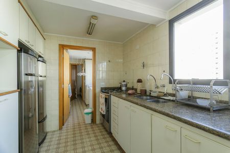 Apartamento à venda com 200m², 3 quartos e 3 vagas Apartamento à venda com 200m², 3 quartos e 3 vagasCozinha