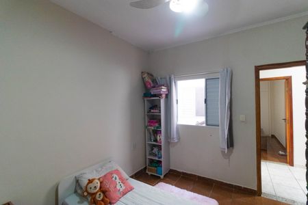 Casa à venda com 256m², 4 quartos e 4 vagas Casa à venda com 256m², 4 quartos e 4 vagasQuarto 01