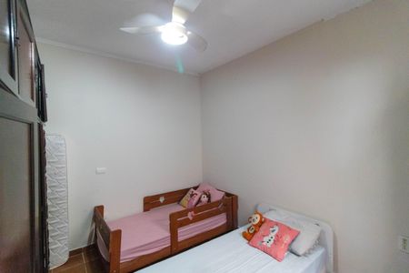 Casa à venda com 256m², 4 quartos e 4 vagas Casa à venda com 256m², 4 quartos e 4 vagasQuarto 01