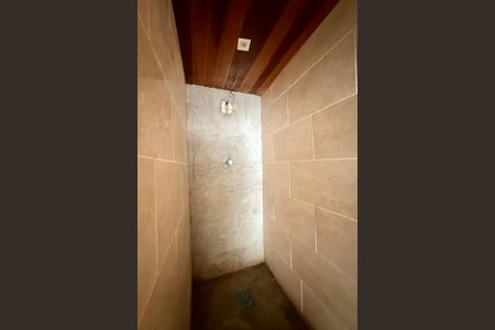 Apartamento à venda com 170m², 3 quartos e sem vaga Apartamento à venda com 170m², 3 quartos e sem vagaBanheiro