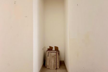 Apartamento à venda com 170m², 3 quartos e sem vaga Apartamento à venda com 170m², 3 quartos e sem vagaCorredor
