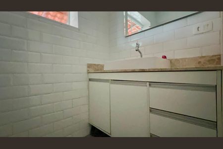 Casa para alugar com 85m², 2 quartos e sem vaga Casa para alugar com 85m², 2 quartos e sem vagaBanheiro